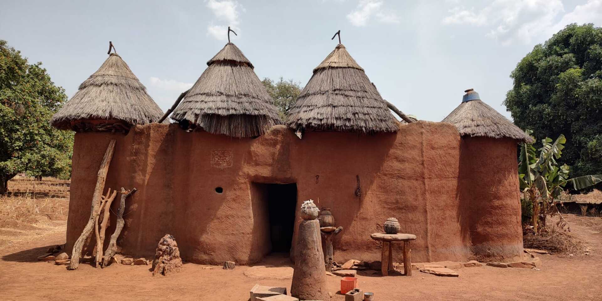 DIE TATA SOMBAS – DIE TRADITIONELLEN WOHNHÄUSER DER BETAMMARIBA