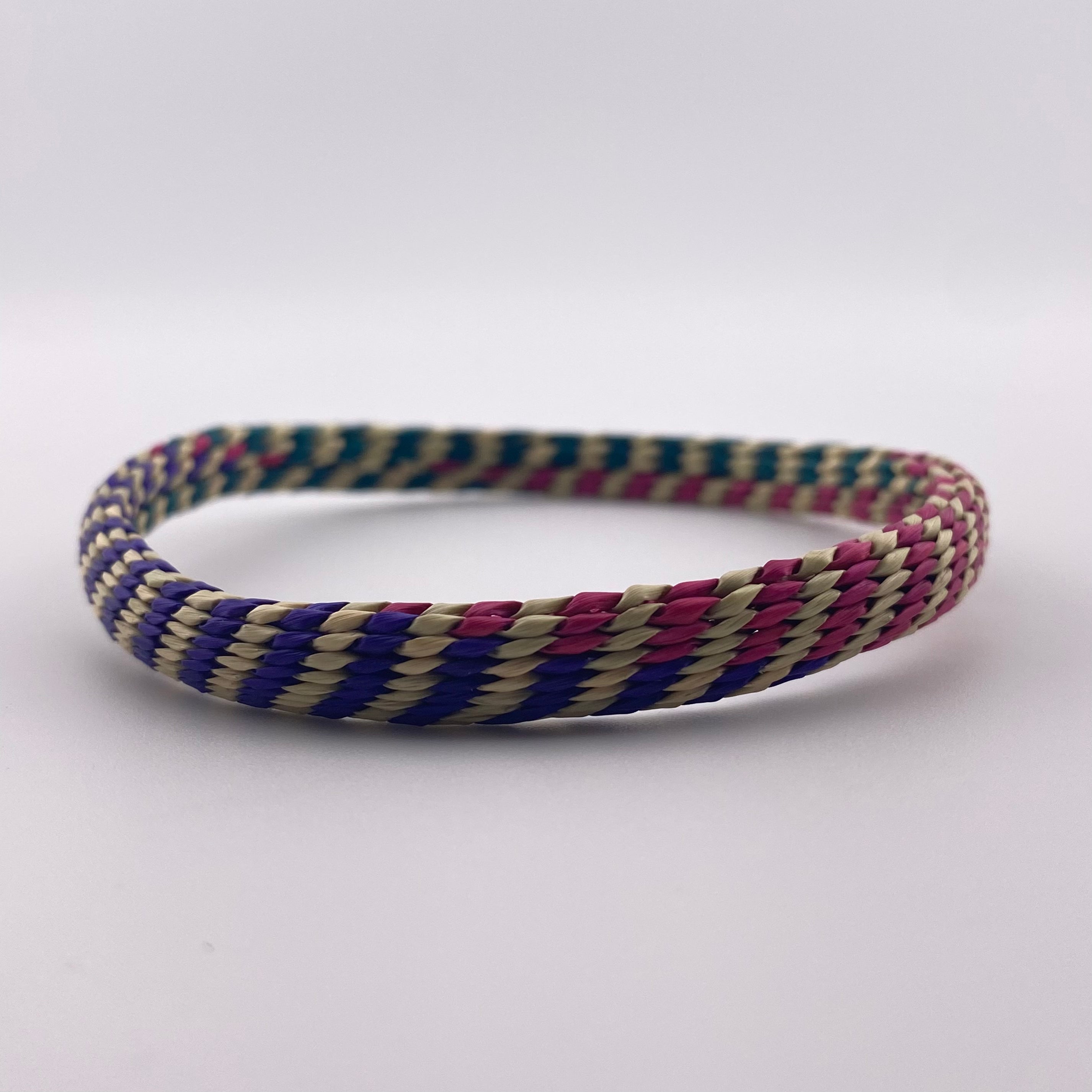 Nodi - klassischer Armreif