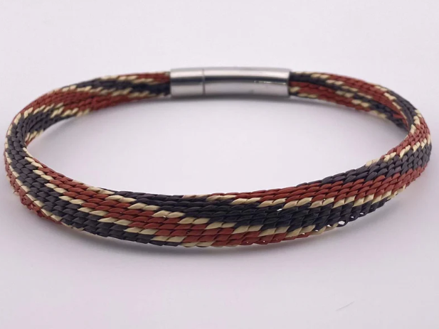Niaro - klassisches Armband